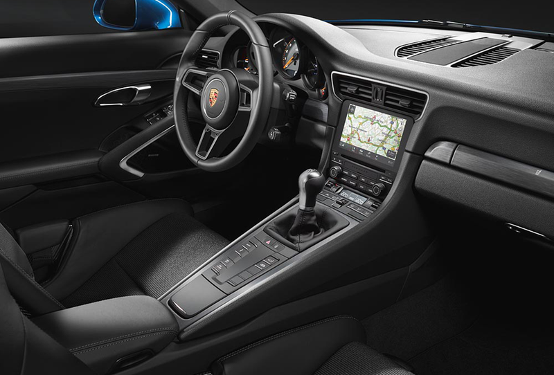 Illustration for article titled The New Porsche 911 GT3 Touring Package Is The Ultimate Sleeper 911